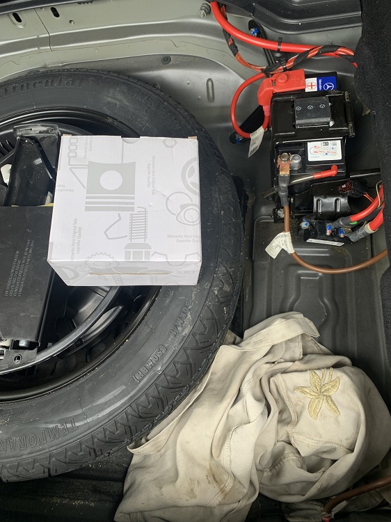 ắc quy phụ 12a cho e200