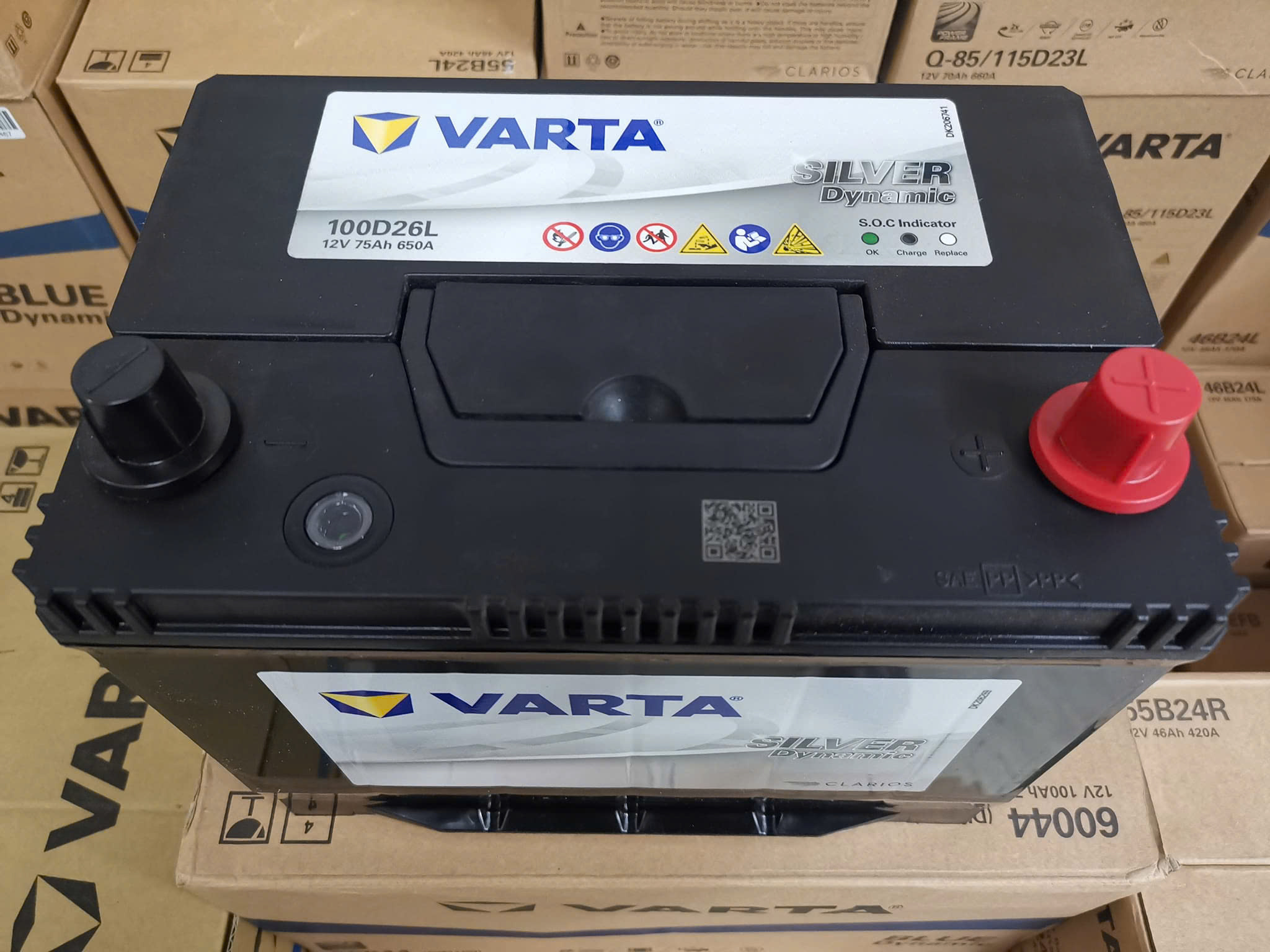 Ắc quy Varta 100D26L (12v - 75Ah)